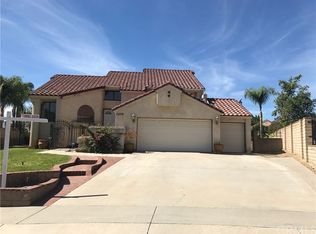 7270 Poppett Dr, Highland, CA 92346