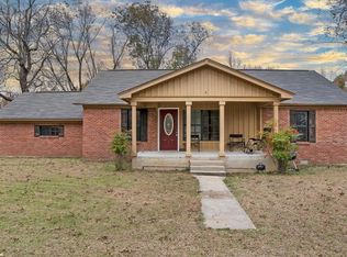 324 Chapel Town Rd, Courtland, MS 38620