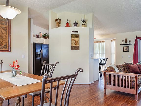 3rd image of 3742 Forest Park Pl