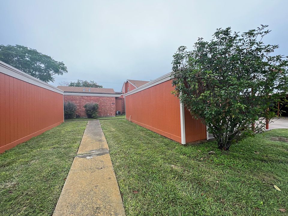 1st image of 3725 Thornberry Ct