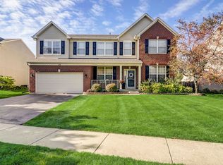 114 Augusta Dr, Gilberts, IL 60136