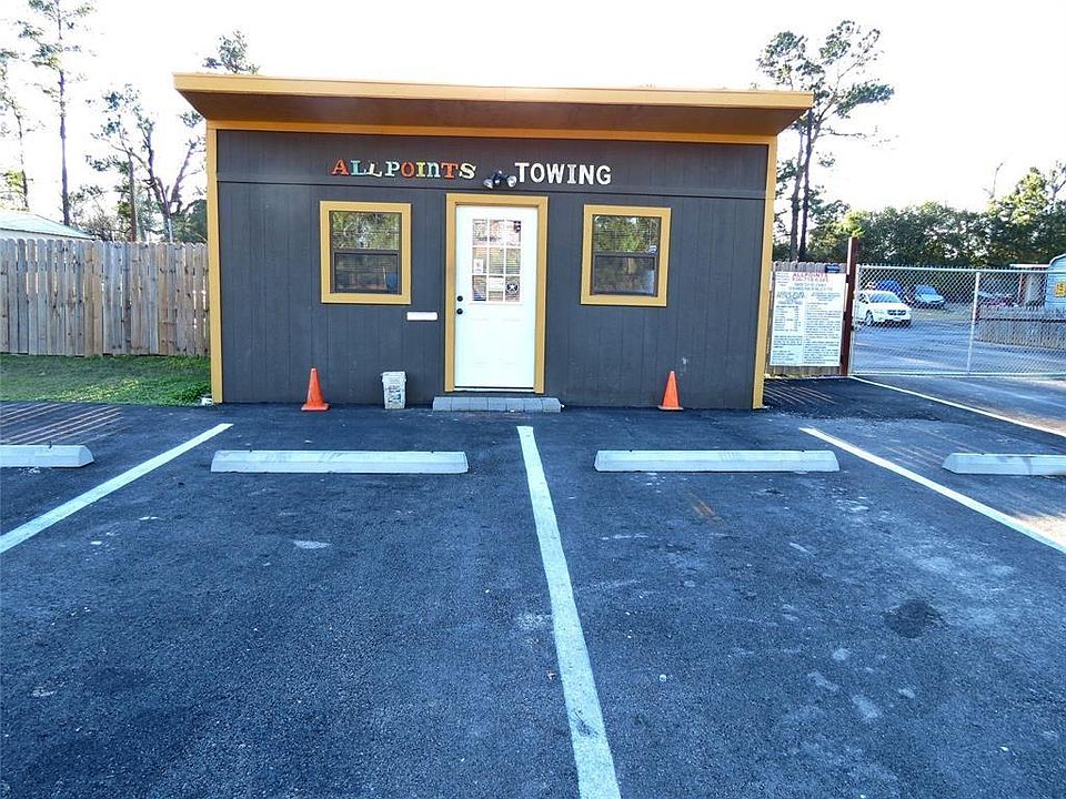 1st image of 123 Business Park Dr