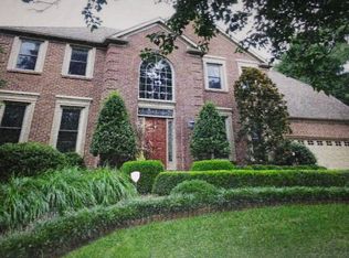 1041 Andover Forest Dr, Lexington, KY 40509
