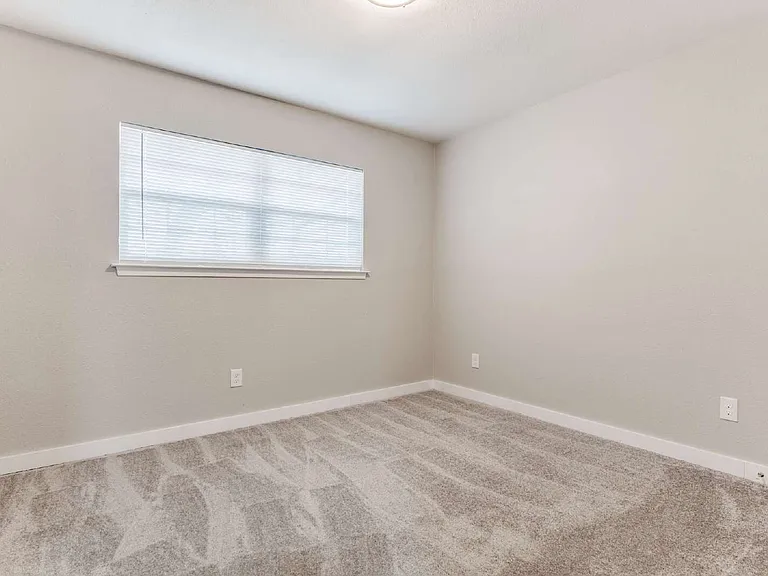 614 Brian Dr — Photo 17