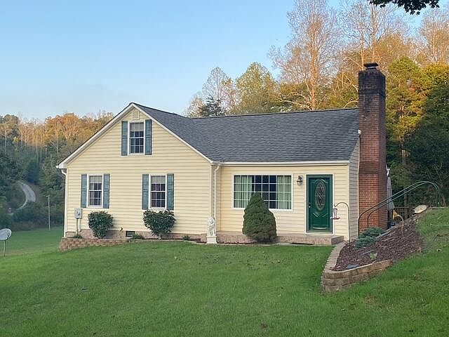 1st image of 2095 Columbus Dr