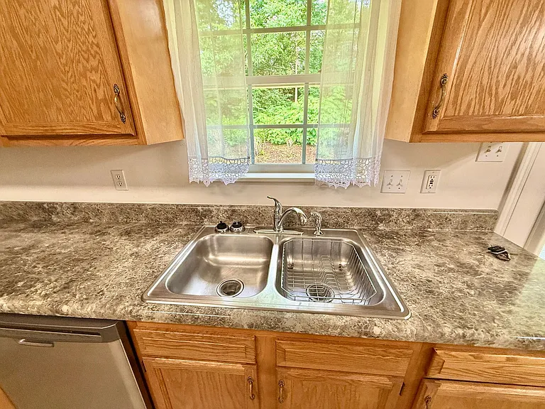 1909 Rommel Dr — Photo 8