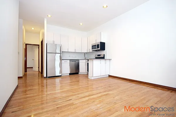 Rented by Modern Spaces | media 20