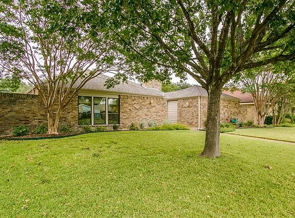 2nd image of 6829 Kingshollow Dr