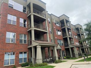 460 Ford Rd UNIT 303, Saint Louis Park, MN 55426