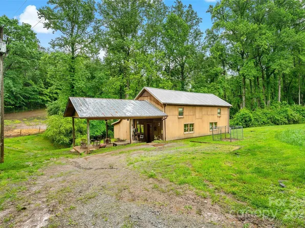 6331 Hudlow Rd, Union Mills, NC 28167