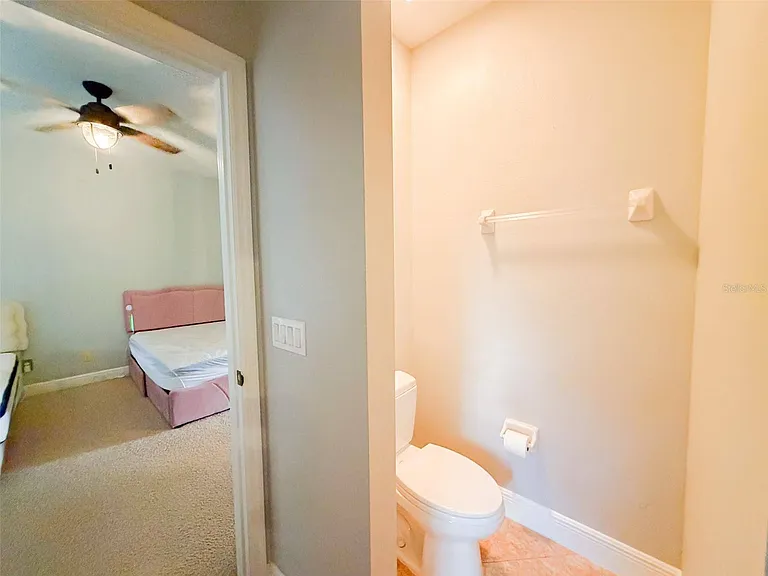 5489 Baldwin Park St — Photo 16
