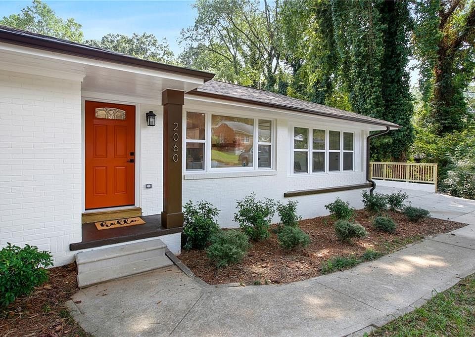 2nd image of 2060 Meador Ave SE