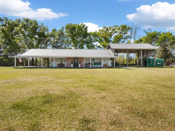 6890 NW 68th Pl, Chiefland, FL 32626