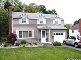 403 Wynthrop Rd, Syracuse, NY 13209