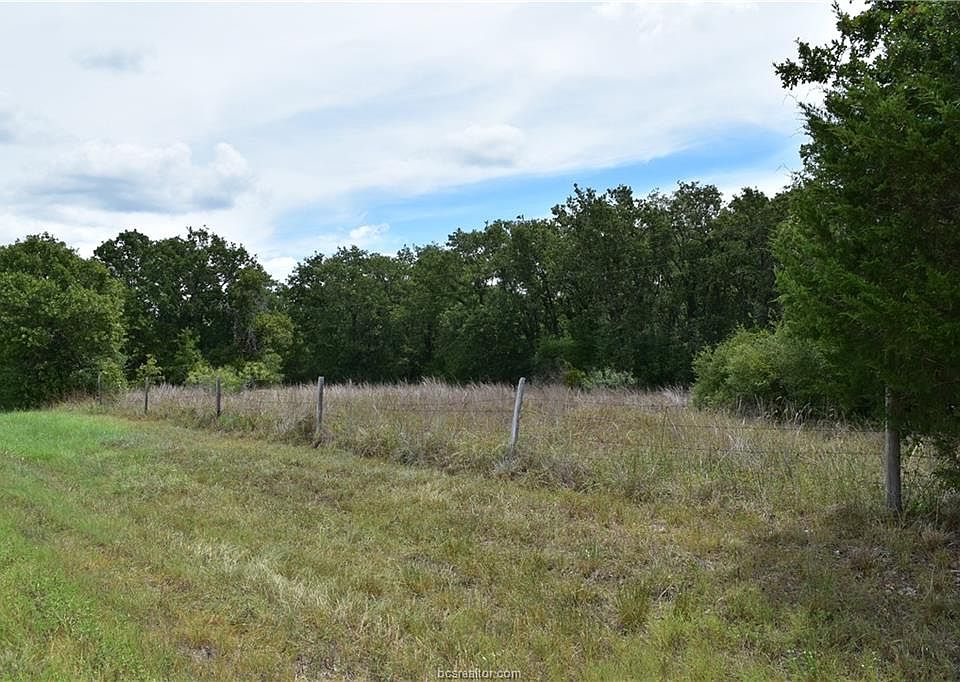 2nd image of County Road 132