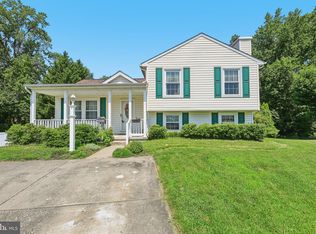 8 Yew Ct, Baltimore, MD 21221