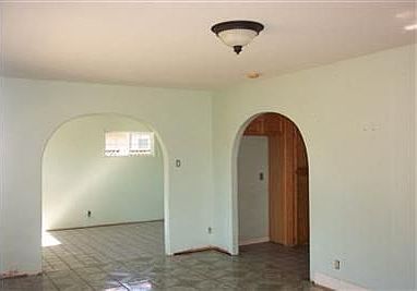4th image of 681 Belasco Ave