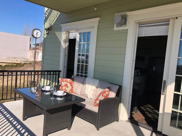 685 Peace Portal Dr #101