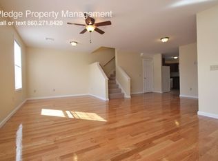 204 River View Ln, Norwich, CT 06360