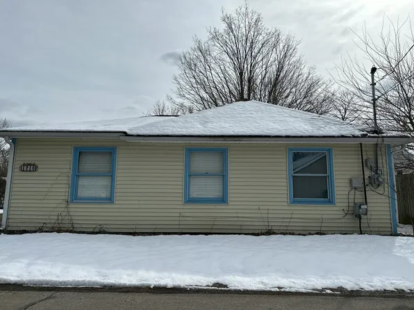 1716 Troy Ave, Kalamazoo, MI 49004