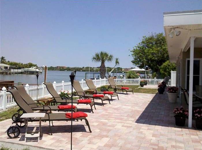 Awesome water view & acce