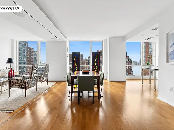 200 Chambers St APT 24B, New York, NY 10007