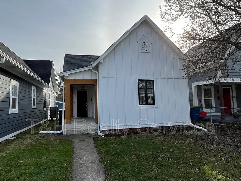 1413 Terrace Ave photo 1