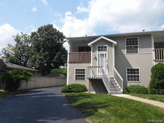 1st image of 1541 N Bywood Ave #1