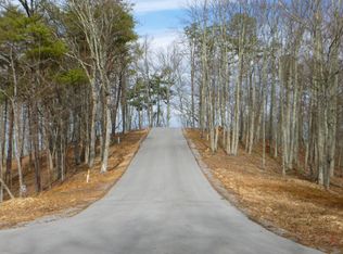 2334 Coopers Hawk Way, Sevierville, TN 37786