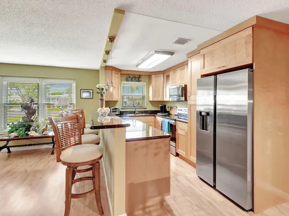 200 N High Point Boulevard #C, Boynton Beach, FL 33435