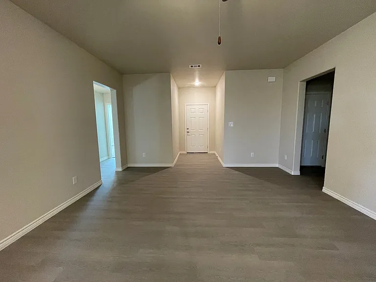 1301 Bajada St — Photo 12