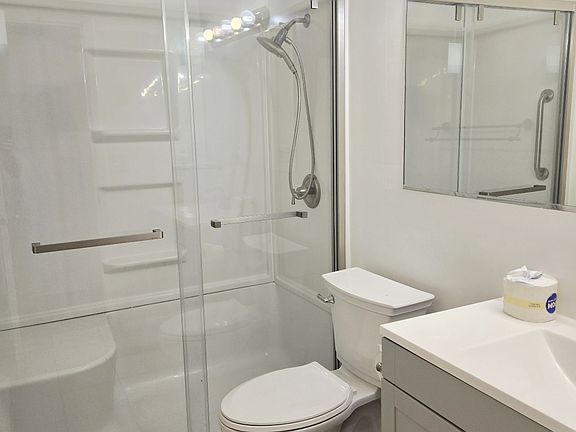 5th image of 833 N Randall Rd APT C3
