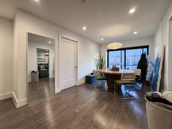 653 Metropolitan Avenue image 1 of 36