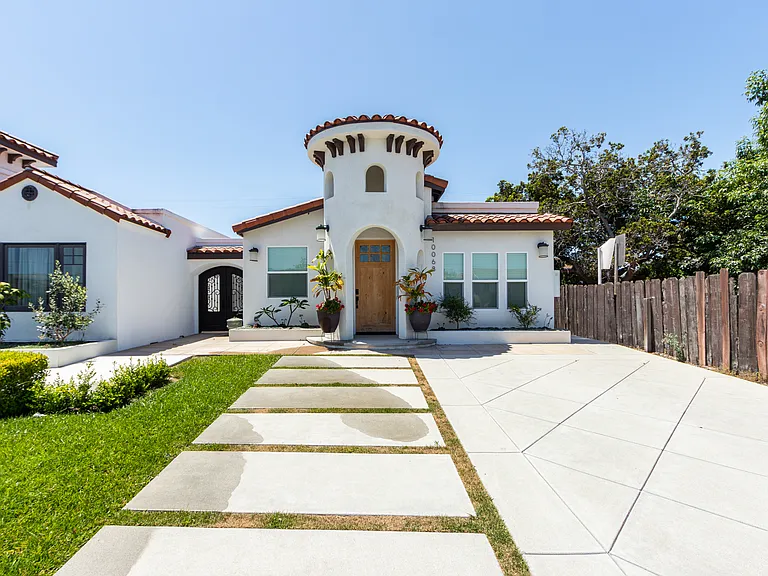 10068 Russell Ave — Photo 27