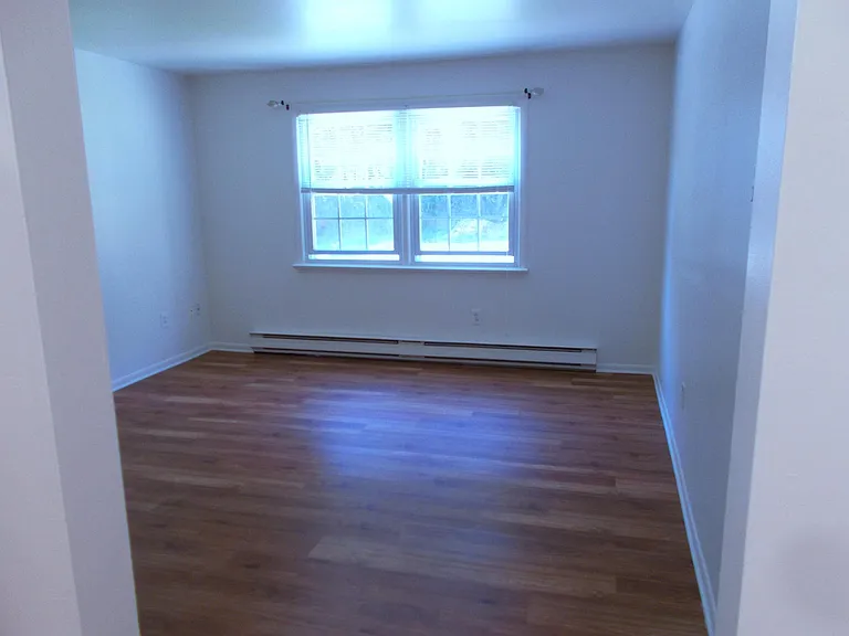 15 Old Allamuchy Rd #4 — Photo 9
