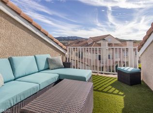 27006 Karns Ct Unit 61305, Canyon Country, CA