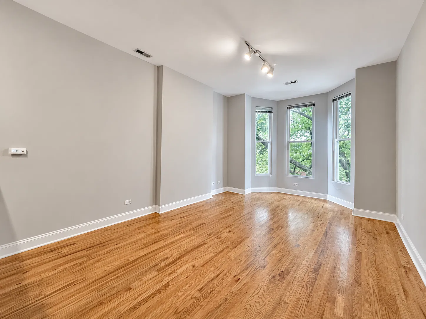 1830 W Superior St — Photo 4