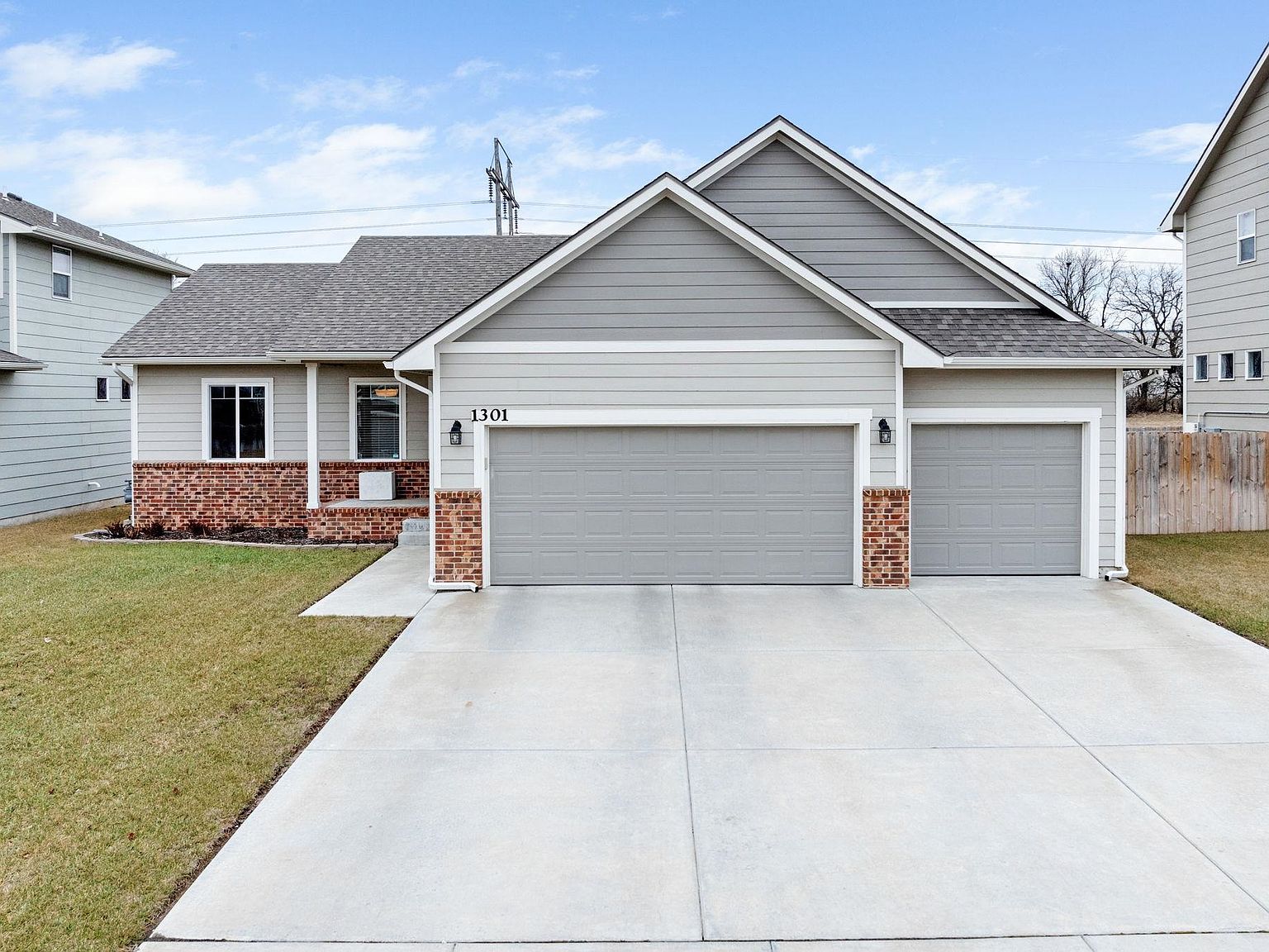 1301 E Prairie Hill Cir, Park City, KS 67219 | Zillow