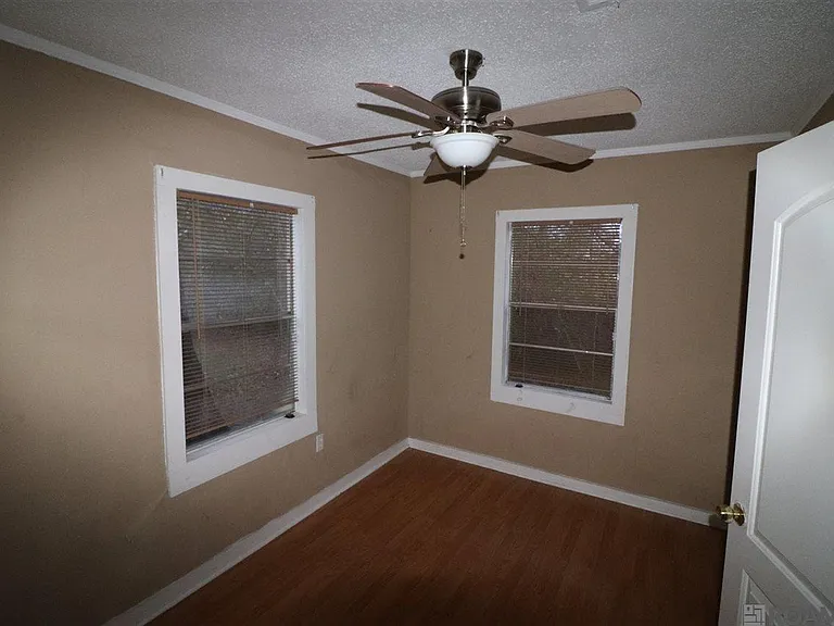 2654 Sheldon Dr — Photo 43