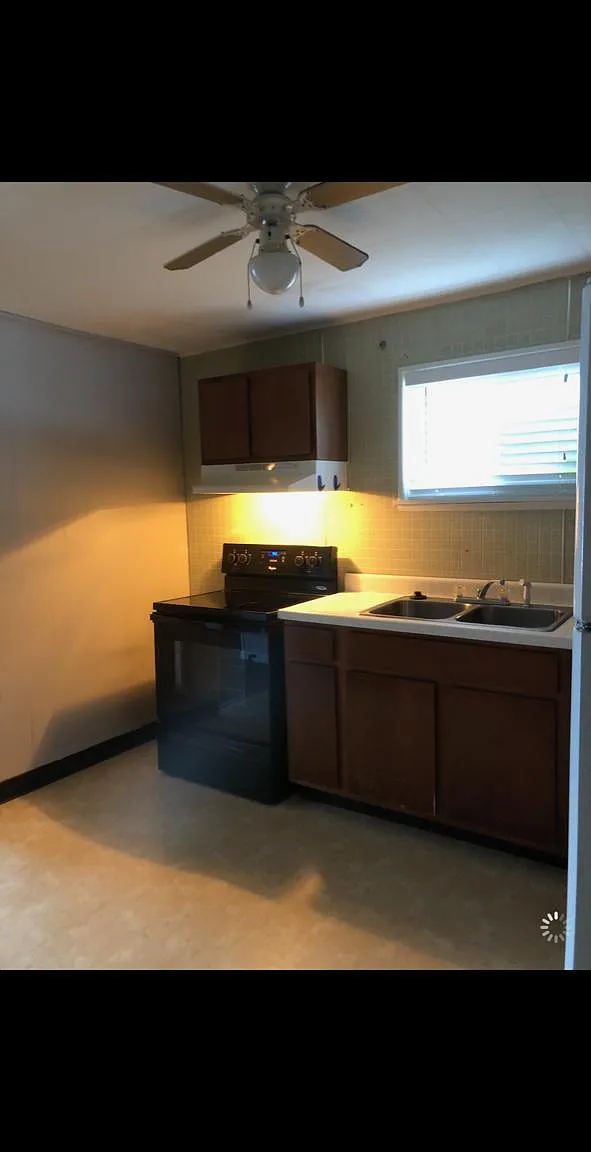1007 Pine Rd — Photo 3