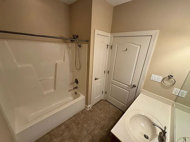 210 Fountainhead Ln #203 — Photo 7
