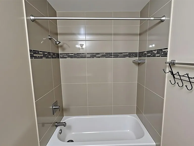 7400 Bellerive Dr #1204 — Photo 20