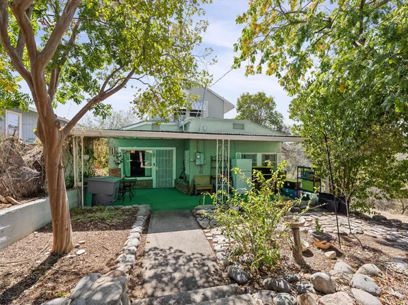 2089 Gold St, Redding, CA 96001