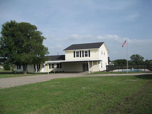 1st image of 5415 Pecan Place Dr