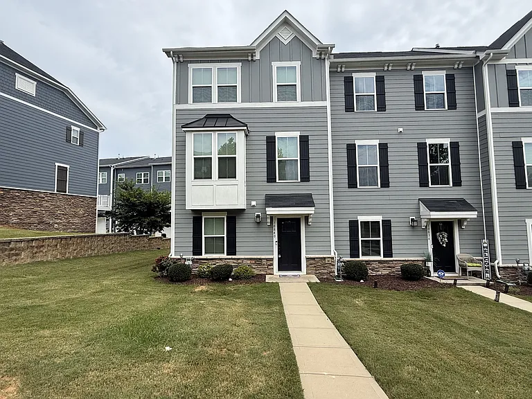 10840 Overlook Mountain Dr #1 — Photo 1