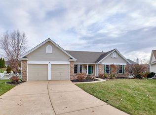 6 Mission Hills Ct, O'Fallon, MO 63366