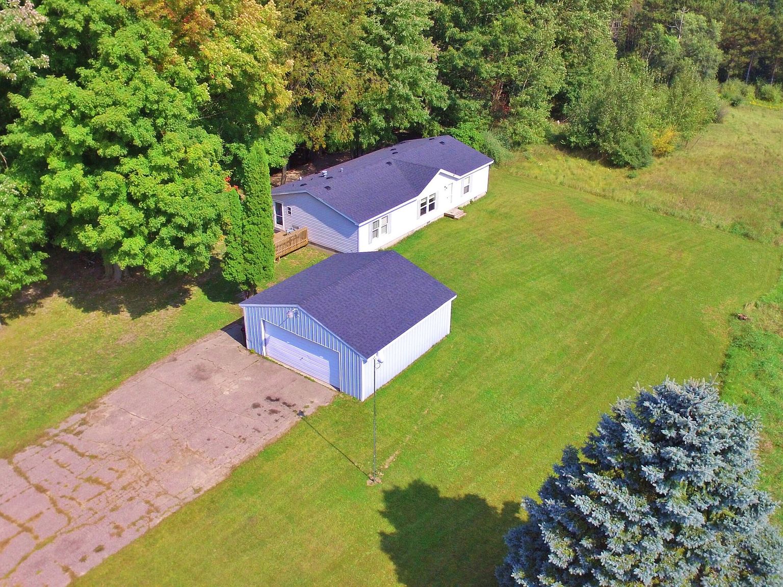 4540 W Howard City Edmore Rd, Six Lakes, MI 48886 Zillow