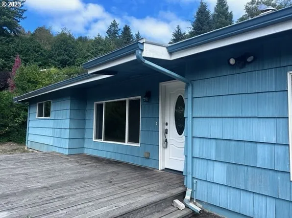 11781 Alder Ave, Mapleton, OR 97453