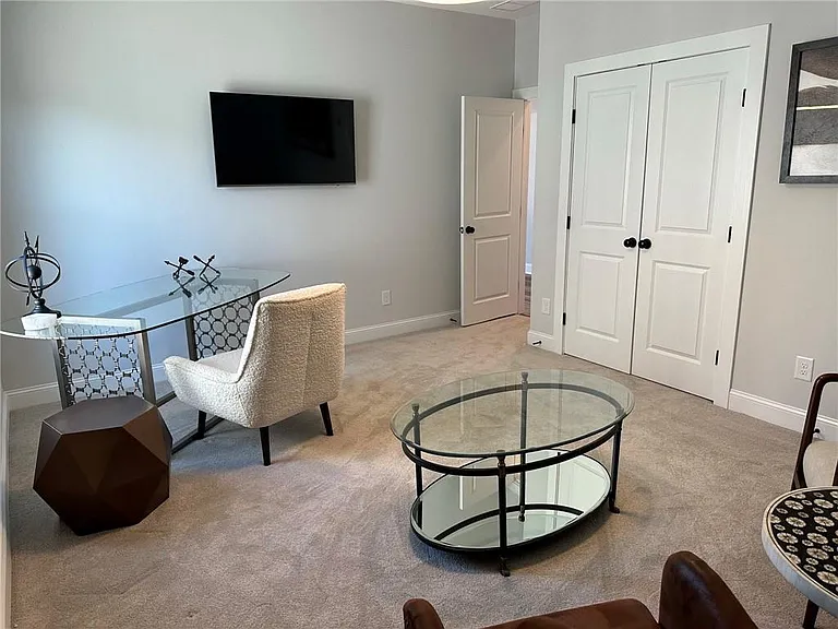 2212 Swansea Way — Photo 37