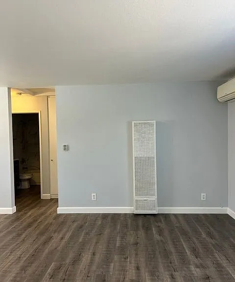 155 N Bitterbush St #B — Photo 12